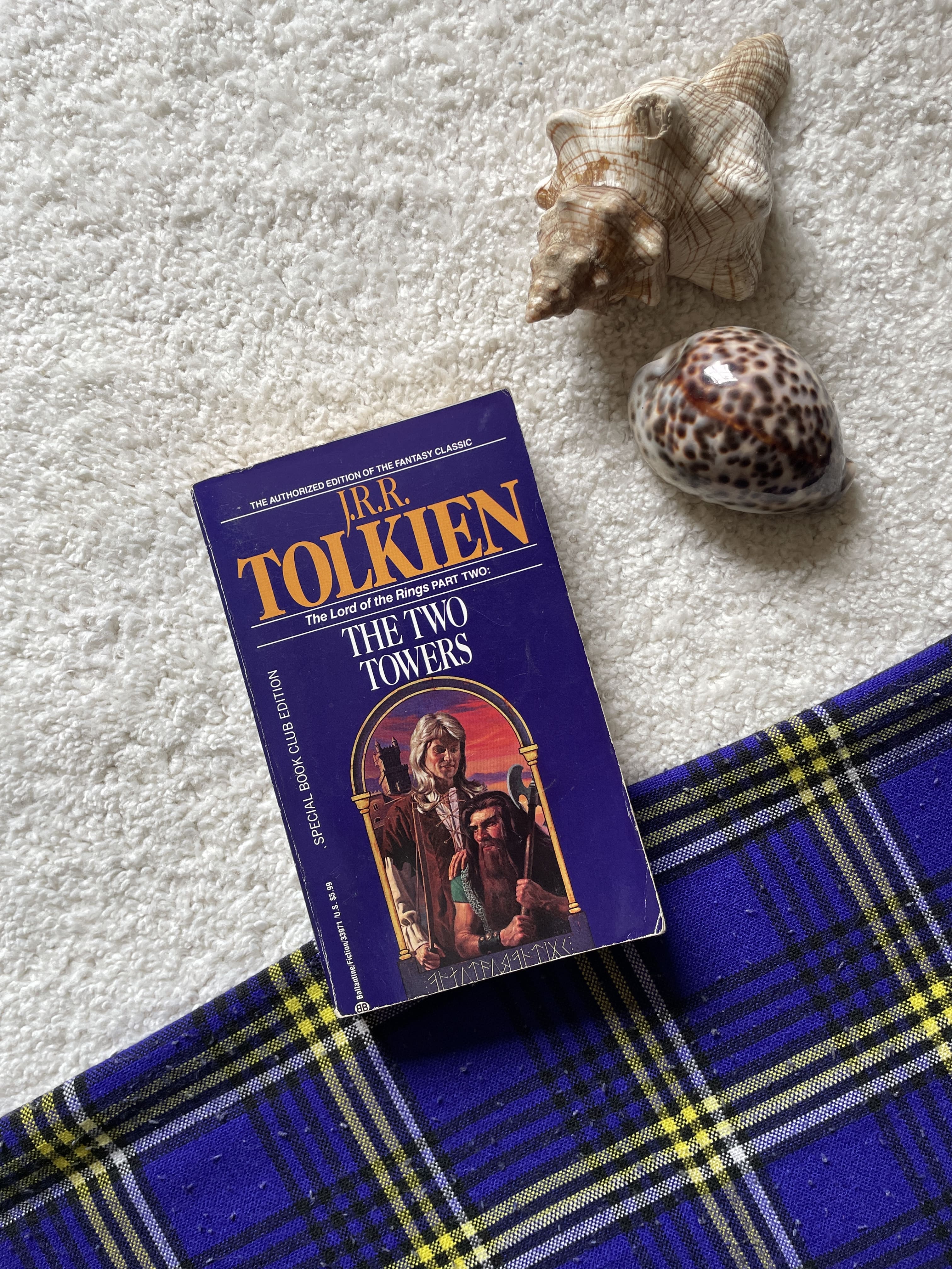 The Two Towers by J.R.R Tolkien (The Lord of the Rings #2)